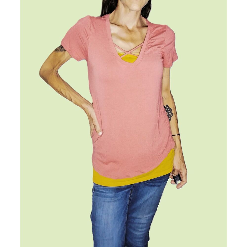 Tresics ~ Coral Blush Pink Criss-Cross V-Neck Top ~ Size Small